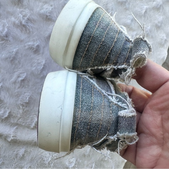 Corkys Frayed Denim Sneakers - Picture 4 of 9